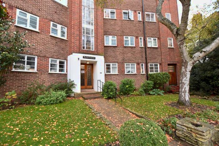 2 Bedroom Flat To Rent In Courtlands, Sheen Road, Richmond, TW10