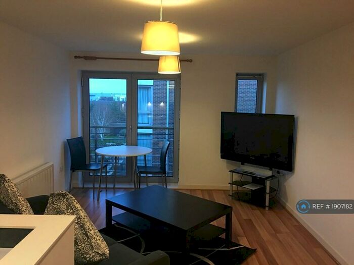 1 Bedroom Flat To Rent In Queen Street, Portsmouth, PO1