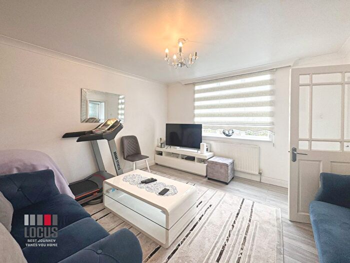 3 Bedroom Terraced House To Rent In Stockton Road, London, N18