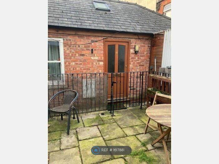 1 Bedroom Flat To Rent In St. James Street, Cheltenham, GL52