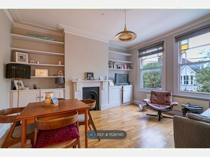 2 Bedroom Flat To Rent In Belmont Road, London, N15