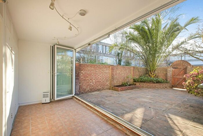 4 Bedroom End Of Terrace House To Rent In Portmeadow Walk London, SE2