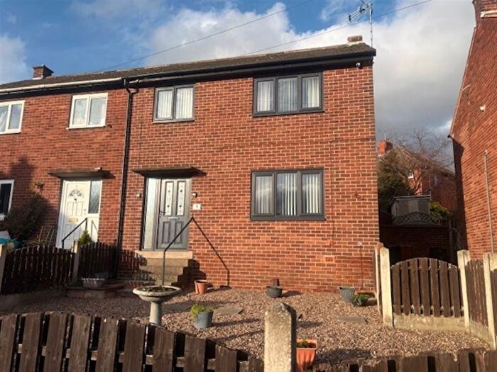 3 Bedroom Semi-Detached House For Sale In Osmond Place, Worsbrough, Barnsley, S70