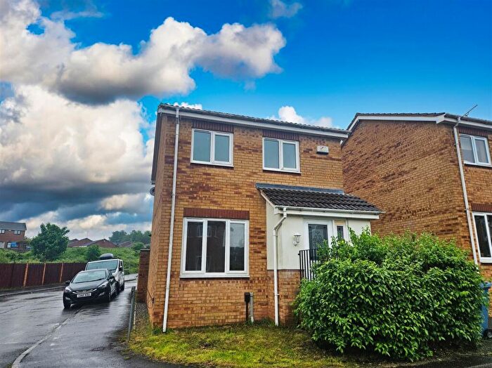 3 Bedroom Detached House For Sale In Siena Gardens, Forest Town, NG19