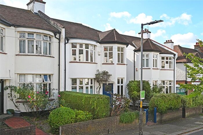 3 Bedroom Detached House To Rent In Carver Road, London, SE24