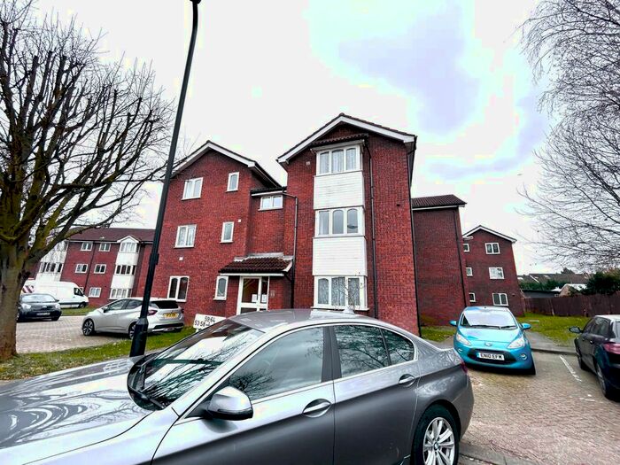 1 Bedroom Property To Rent In Vicarage Close, Northolt, UB5
