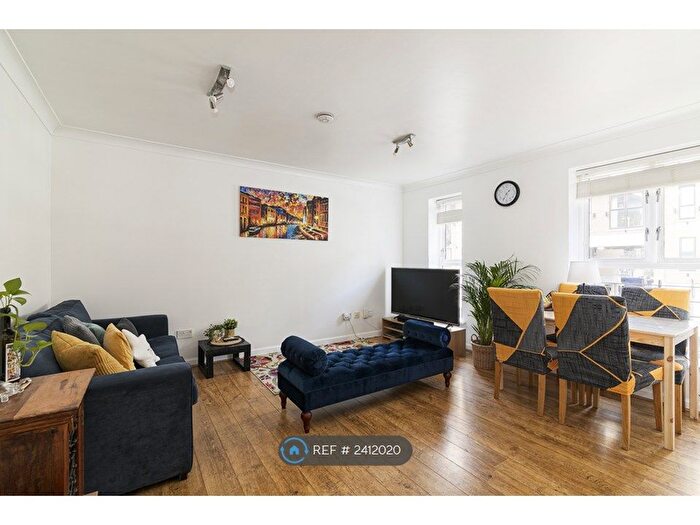 2 Bedroom Flat To Rent In Tudor House, London, E16