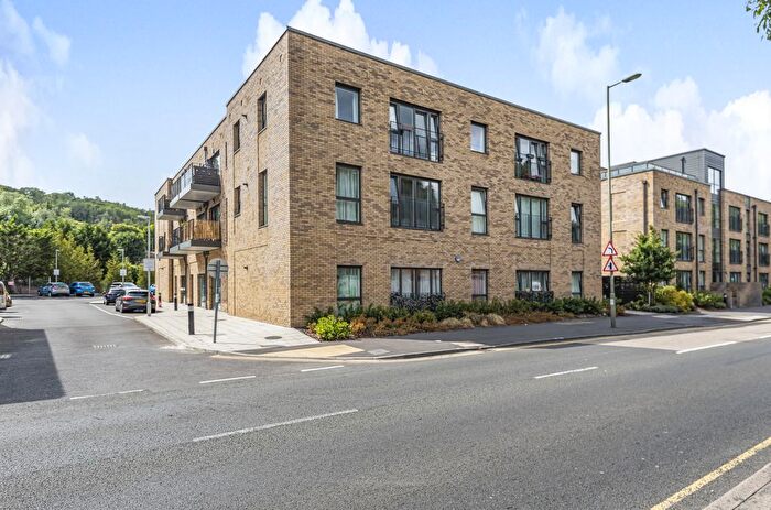 2 Bedroom Flat For Sale In Mandrel House, Old Barn Lane, Kenley, CR8