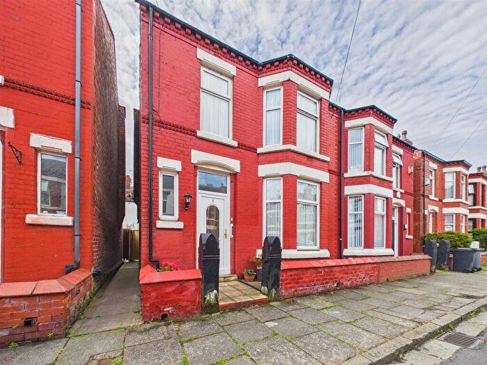 3 Bedroom Semi-Detached House For Sale In Kimberley Road, Wallasey, CH45