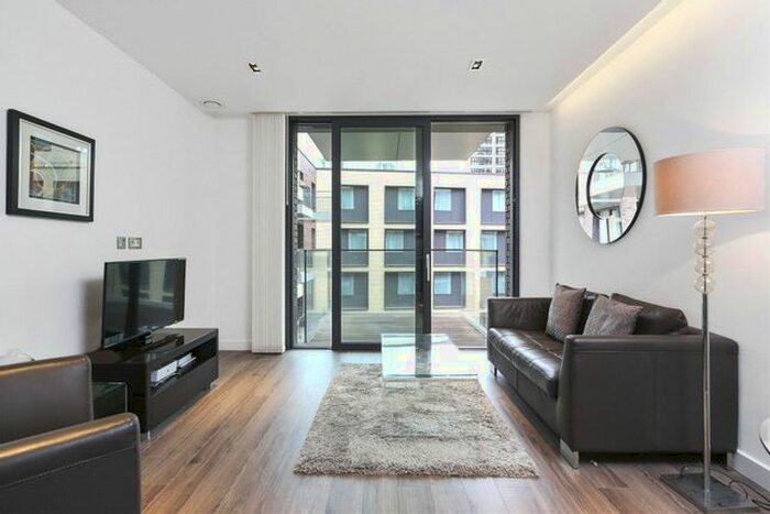 1 Bedroom Flat To Rent In Leman Street, London, E1