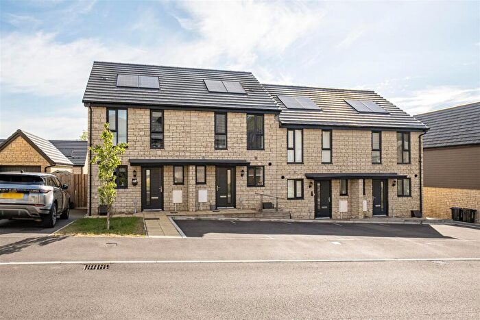 2 Bedroom Terraced House For Sale In Wheatfield Avenue, Chippenham, SN14