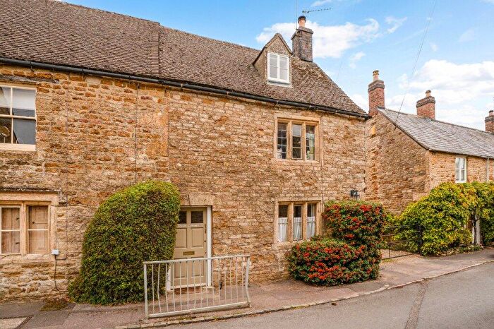 2 Bedroom End Of Terrace House For Sale In Oddington, Moreton-in-Marsh, Gloucestershire, GL56