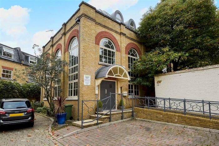 2 Bedroom Flat To Rent In Lindley Place, Kew, Richmond, TW9