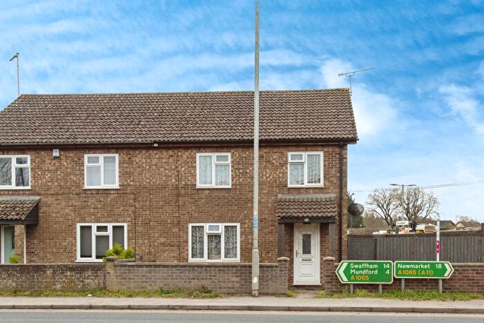 4 Bedroom Semi-detached House For Sale In Station Terrace, Weeting, Brandon, IP27