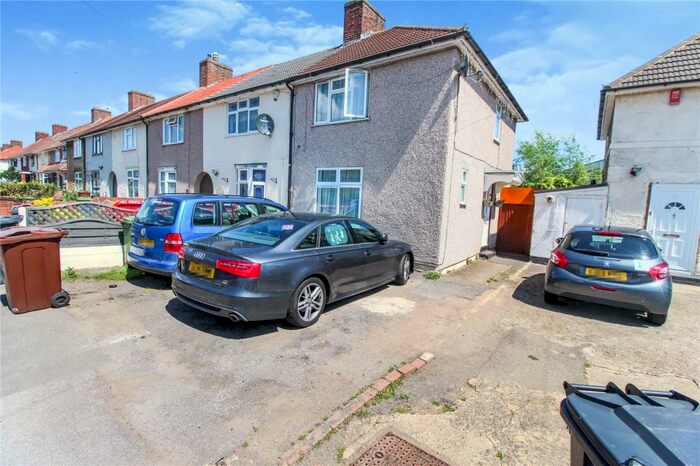 2 Bedroom End Of Terrace House To Rent In Wren Road, Dagenham, RM9