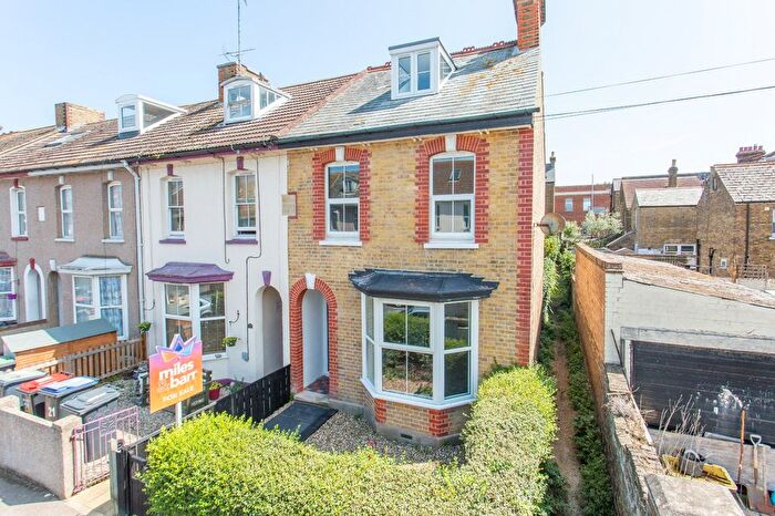 4 Bedroom End Terrace House For Sale In South Road, Herne Bay, Kent, CT6