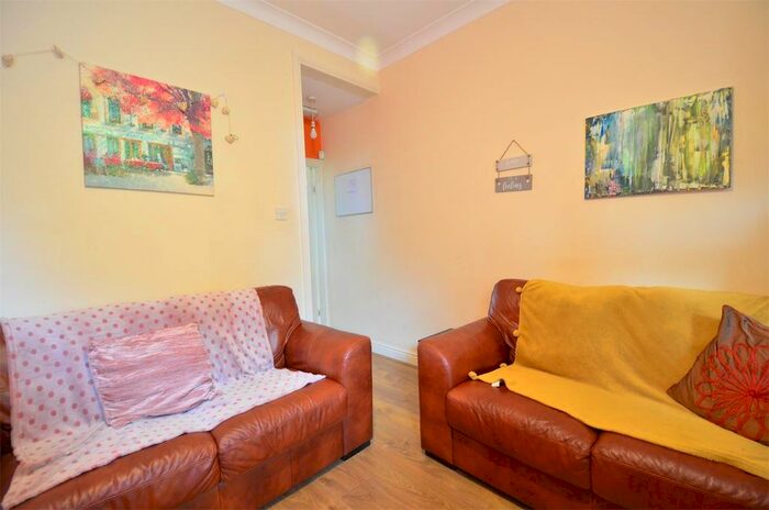 4 Bedroom Terraced House To Rent In Milner Road, Selly Oak, Birmingham B29