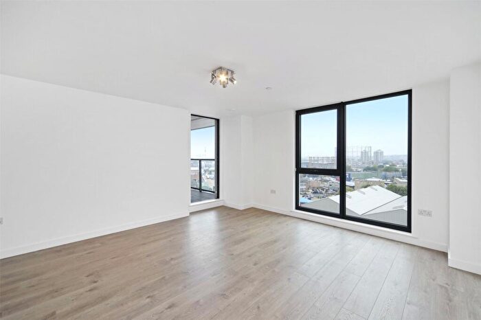 1 Bedroom Flat For Sale In Rotherhithe New Road London, SE16