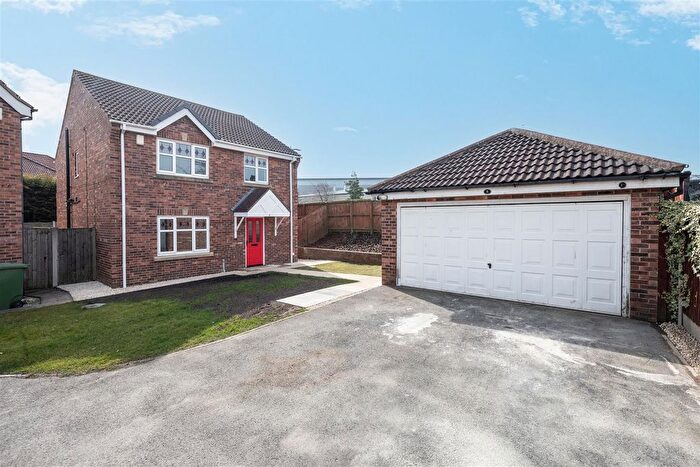 4 Bedroom Detached House For Sale In Merefield Way, Castleford, WF10