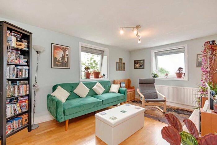 1 Bedroom Flat To Rent In Alexandra Park Road, London, N10