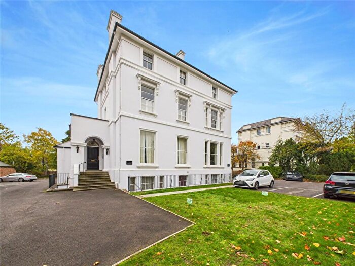 2 Bedroom Apartment For Sale In The Park, Cheltenham, Gloucestershire, GL50