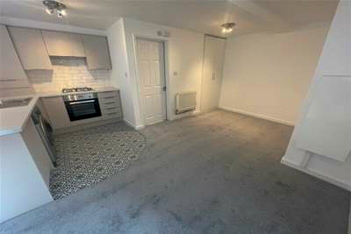 Flat To Rent In Wimborne Road, Moordown BH8
