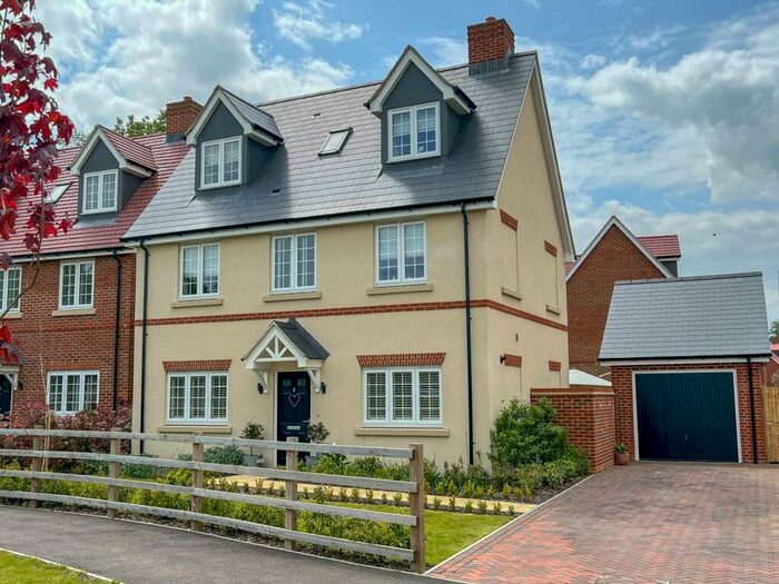 5 Bedroom Detached House To Rent In Carmel Meadows, Mongewell, Wallingford, OX10
