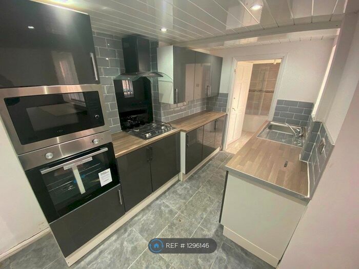 3 Bedroom Terraced House To Rent In Grasmere Street, Liverpool L5