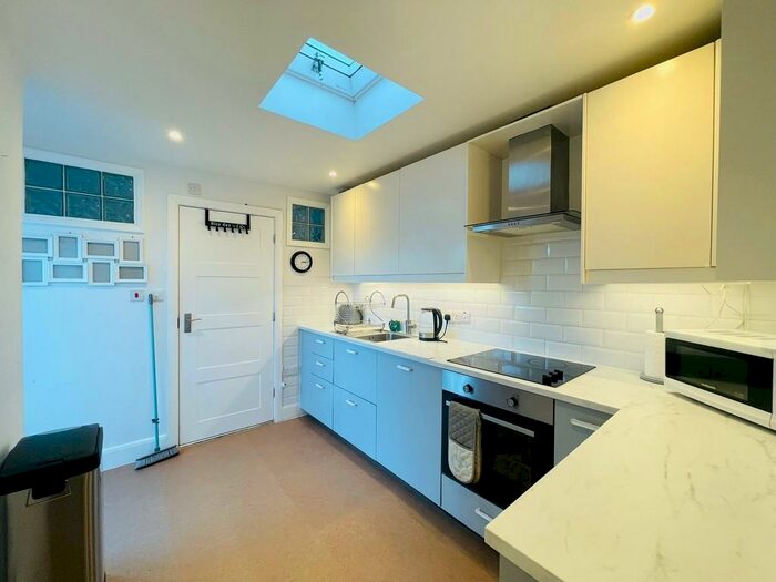 Studio To Rent In Bengeworth Road, Harrow, HA1