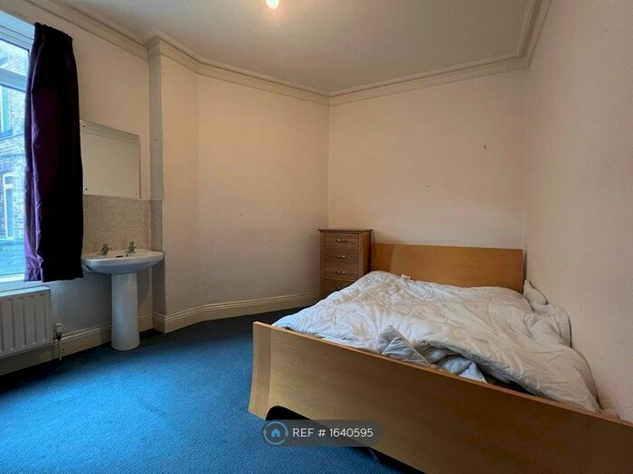 Studio To Rent In Carrington Street, Nottingham, NG1