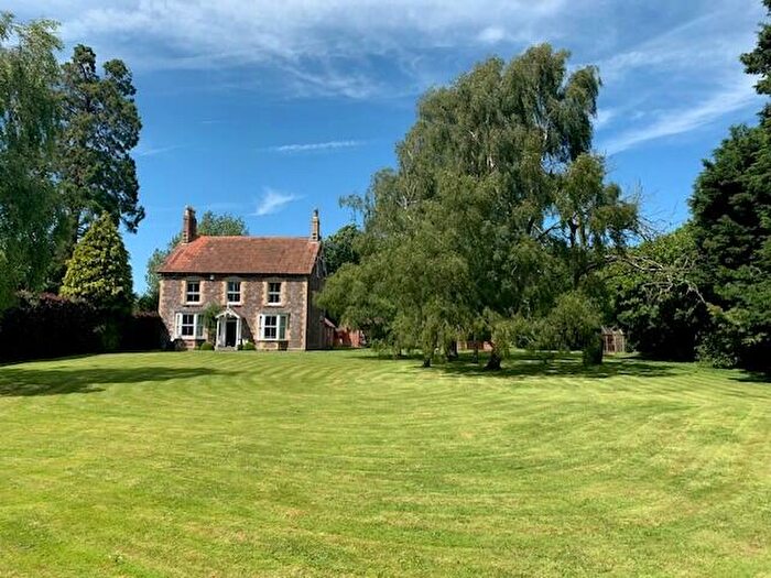 4 Bedroom Detached House For Sale In Featherbed Lane, Oldbury-On-Severn, BS35