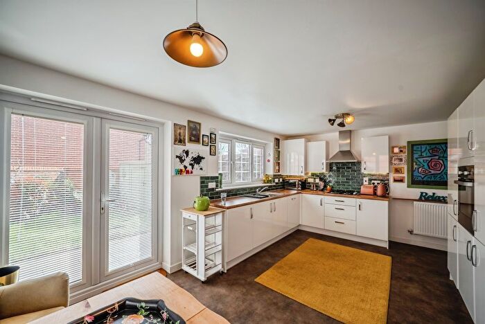 3 Bedroom Semi-detached House For Sale In Sir Howel Crescent, Undy, Caldicot, NP26