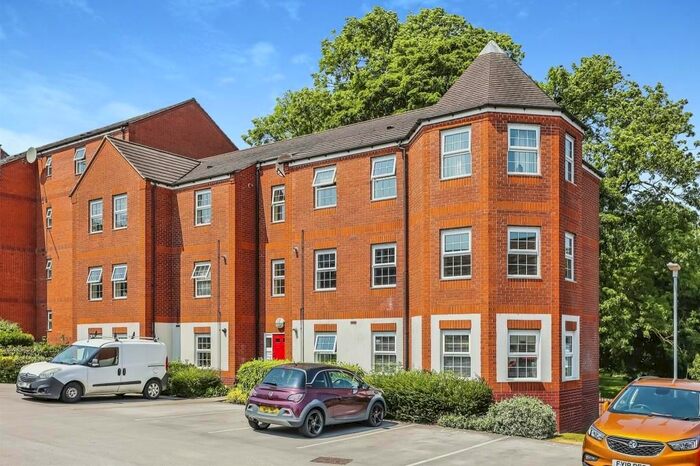 2 Bedroom Flat To Rent In Palmerston Road, Ilkeston, DE7