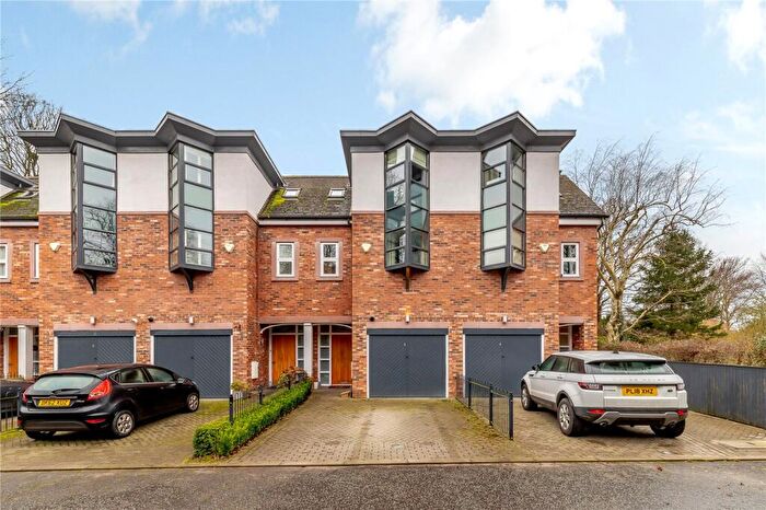 4 Bedroom Terraced House To Rent In Bedells Lane, Wilmslow, Cheshire, SK9