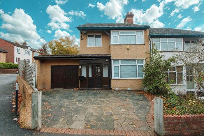 3 Bedroom House For Sale In Harrow Road, Carshalton, SM5