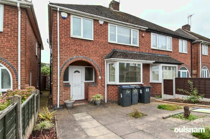 3 Bedroom Semi-Detached House To Rent In Great Stone Road, Birmingham, West Midlands, B31