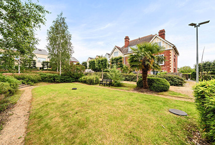 1 Bedroom House For Sale In Old Hospital Lawn, Stroud, Gloucestershire, GL5