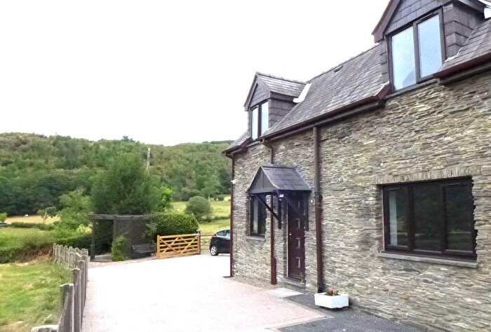 2 Bedroom Detached House To Rent In Glyndyfrdwy, Corwen, LL21