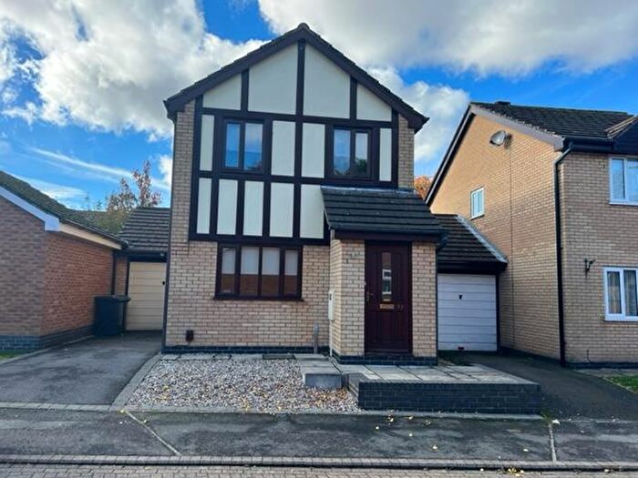 3 Bedroom Detached House For Sale In Falconers Green, Burbage, LE10