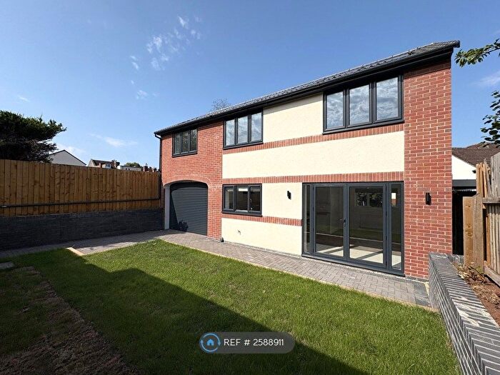 3 Bedroom Semi-Detached House To Rent In Bevan Court, Filton, Bristol, BS34