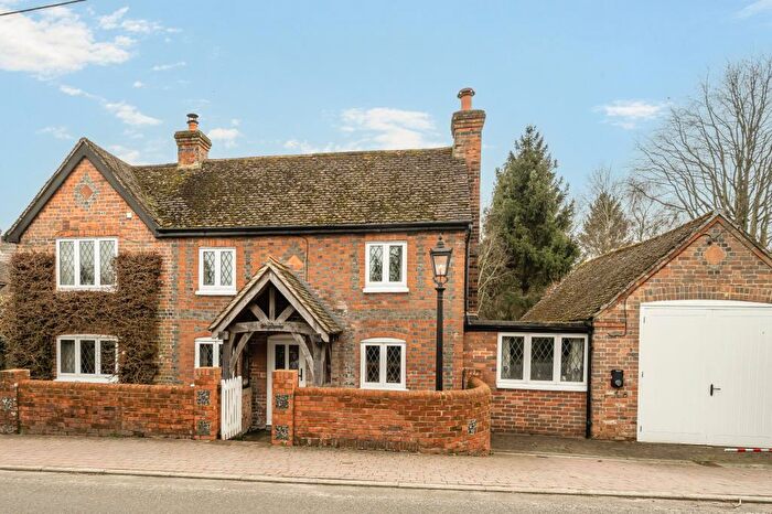 4 Bedroom Detached House For Sale In Headley, Hampshire, RG19