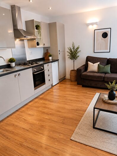 2 Bedroom Flat To Rent In Ratcliffe Cross Street, London, Greater London, E1