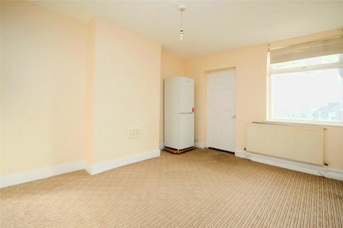 2 Bedroom Apartment To Rent In London Road, Romford, RM7