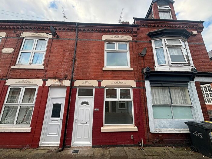 3 Bedroom Terraced House To Rent In Tudor Road, Leicester, LE3