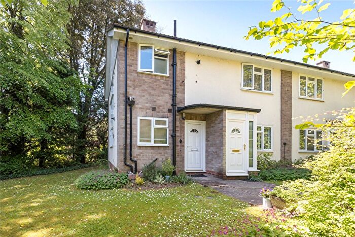 1 Bedroom Flat For Sale In Lynwood Court, Andover Road, Winchester, Hampshire, SO22