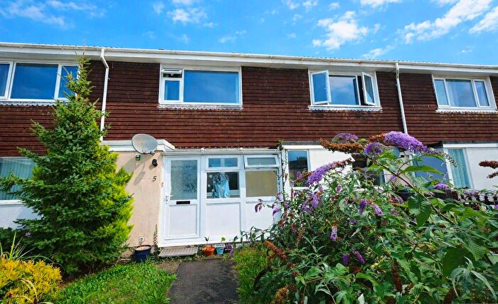 2 Bedroom Terraced House For Sale In Pengeron Avenue, Tolvaddon, TR14