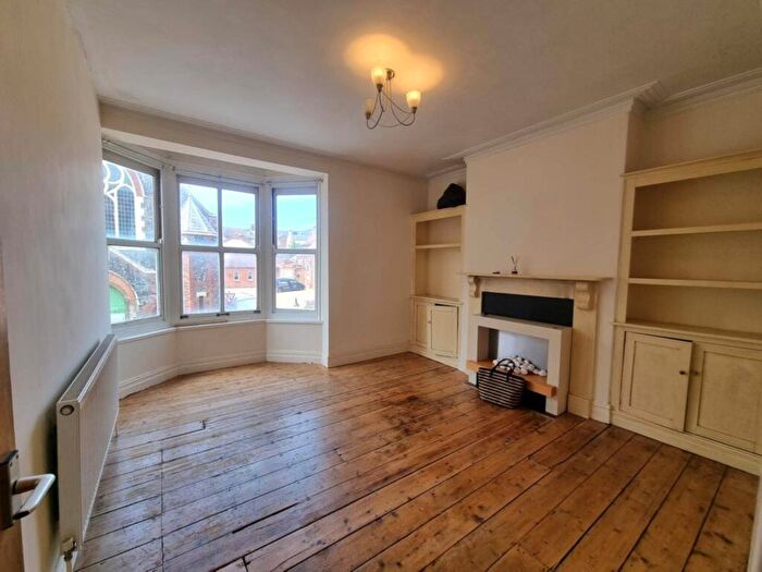 2 Bedroom Flat For Sale In Prince Of Wales Road, Cromer, NR27