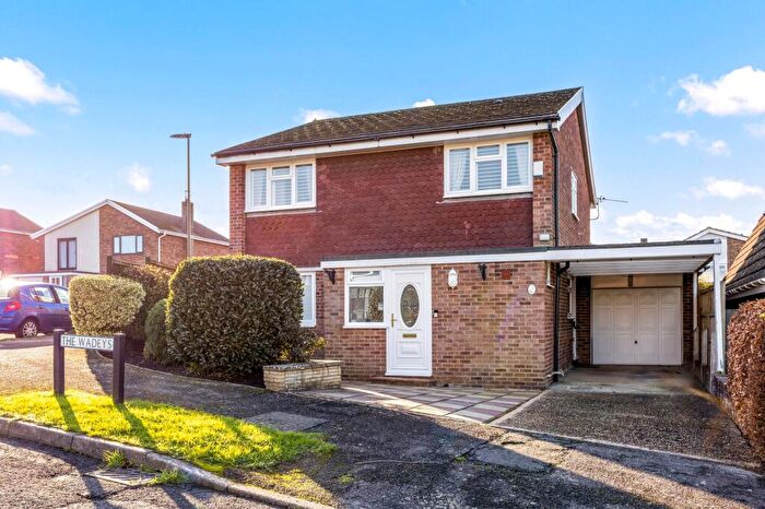 4 Bedroom Detached House For Sale In The Wadeys, Billingshurst, RH14