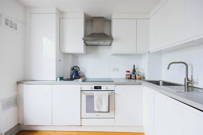 1 Bedroom Property To Rent In Gunter Grove, London, SW10