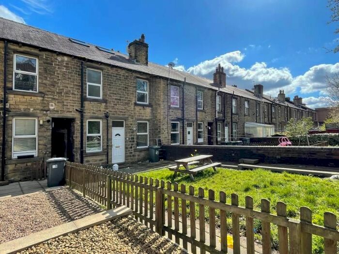 2 Bedroom Terraced House To Rent In Mitre Street, Huddersfield, HD1